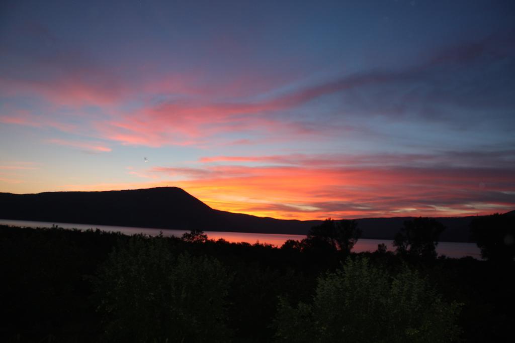 La Finestra Sul Lago 론시글리오네 외부 사진